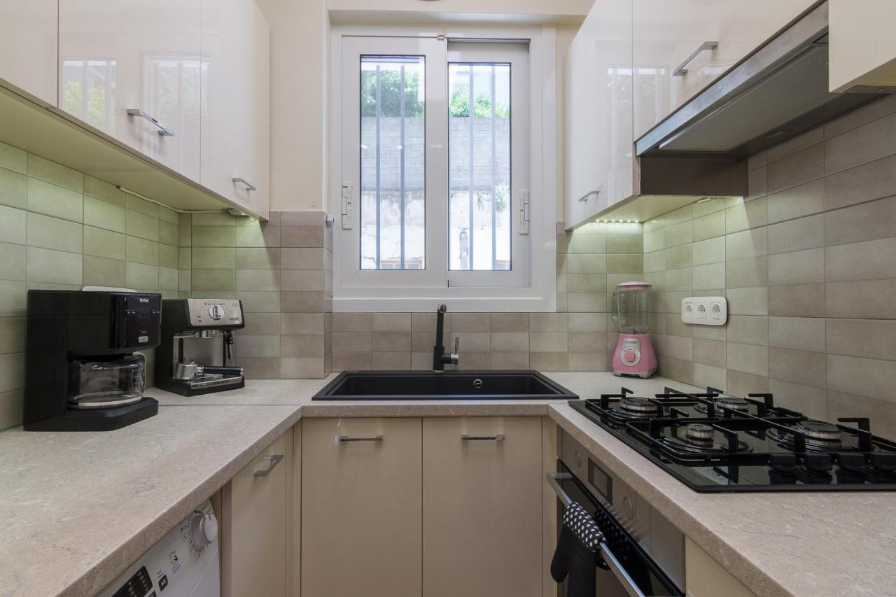 Beautiful And Spacious Apartment In Pagrati Ateny Zewnętrze zdjęcie